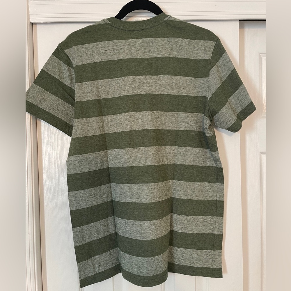 Hurley V Neck T-Shirt - Picture 2 of 3